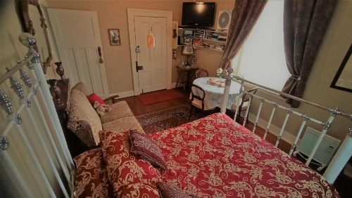 Blakes Manor Self Contained Heritage Accommodation image 36